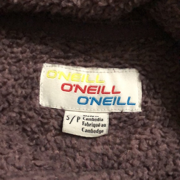 Girls O’Neill sweater. - Picture 4 of 4